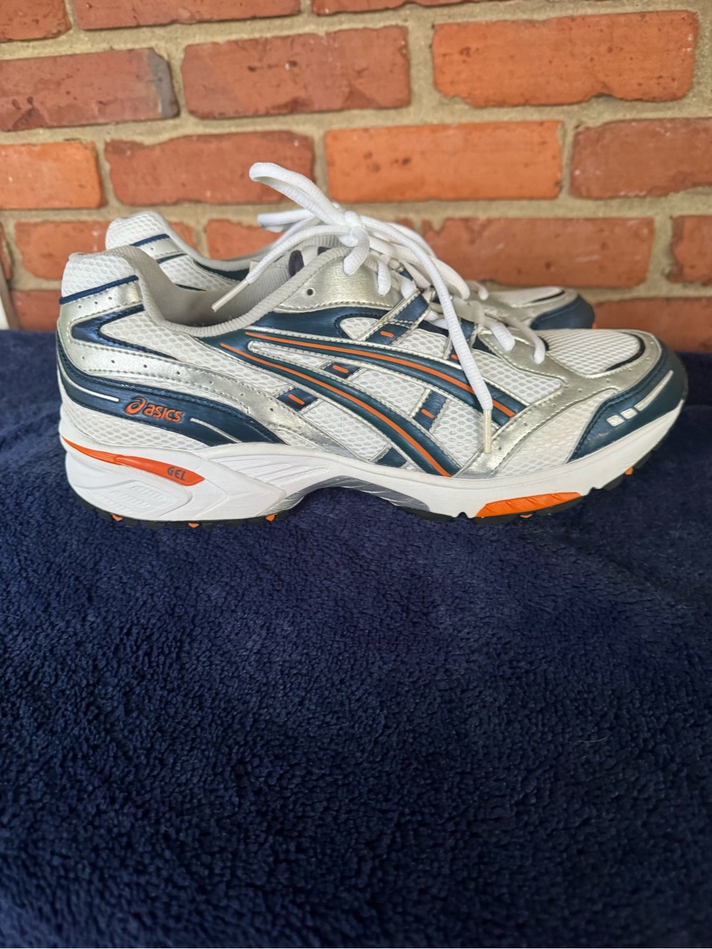 Asics Men's White, Navy & Orange Running Shoes